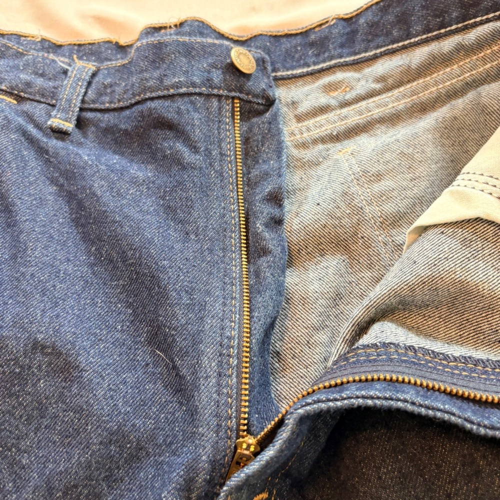 Wrangler Rugged Wear Jeans‎ Mens 40x34 Dark Wash Straight Leg Cotton Made in USA - Picture 4 of 9